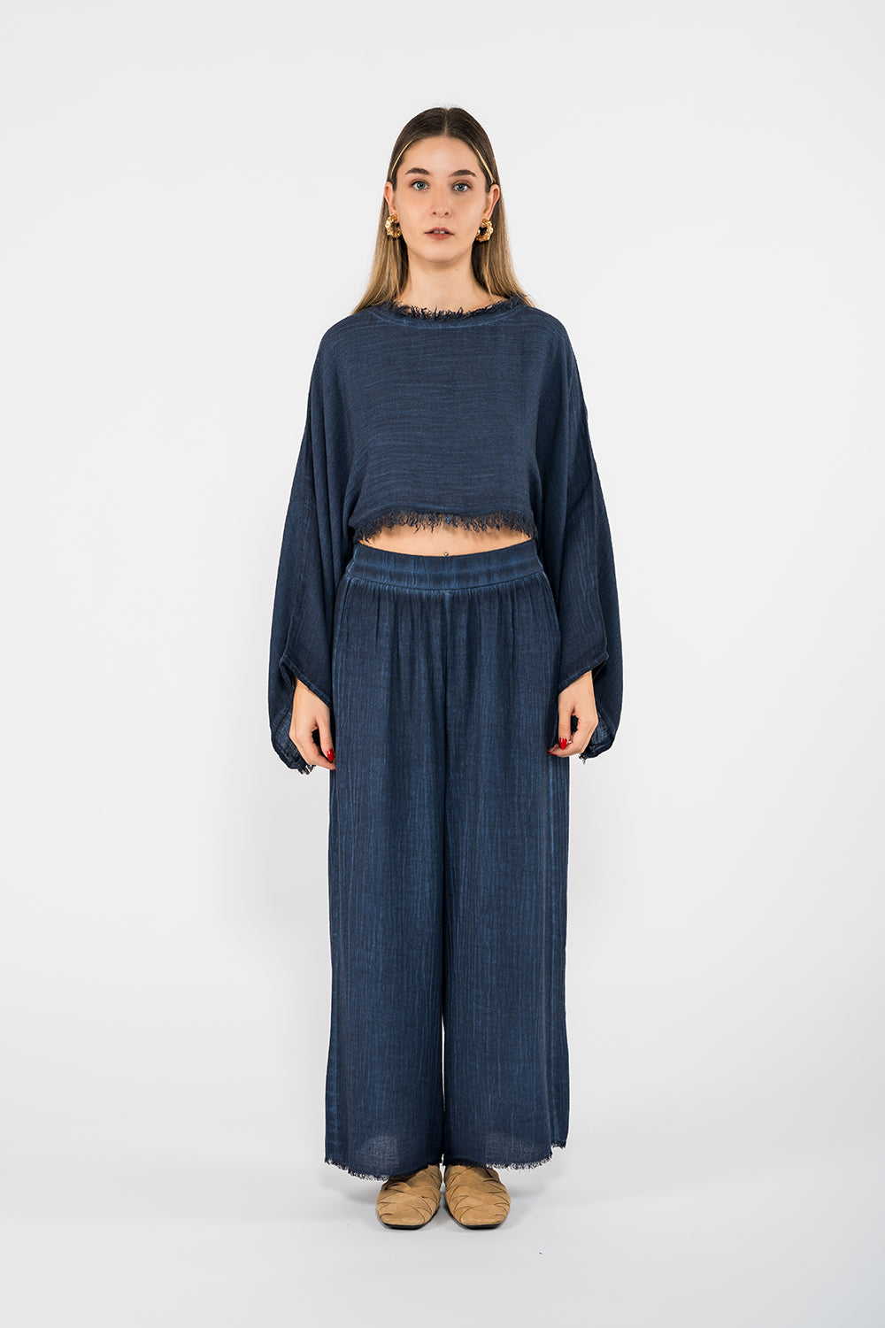 Linen Navy Crop Blouse (3411); 68% Lyocell 32% Linen