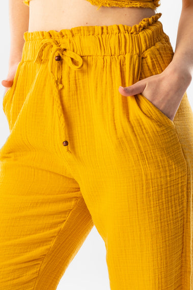 Muslin Carrot Pants (151.540.08); 100% cotton