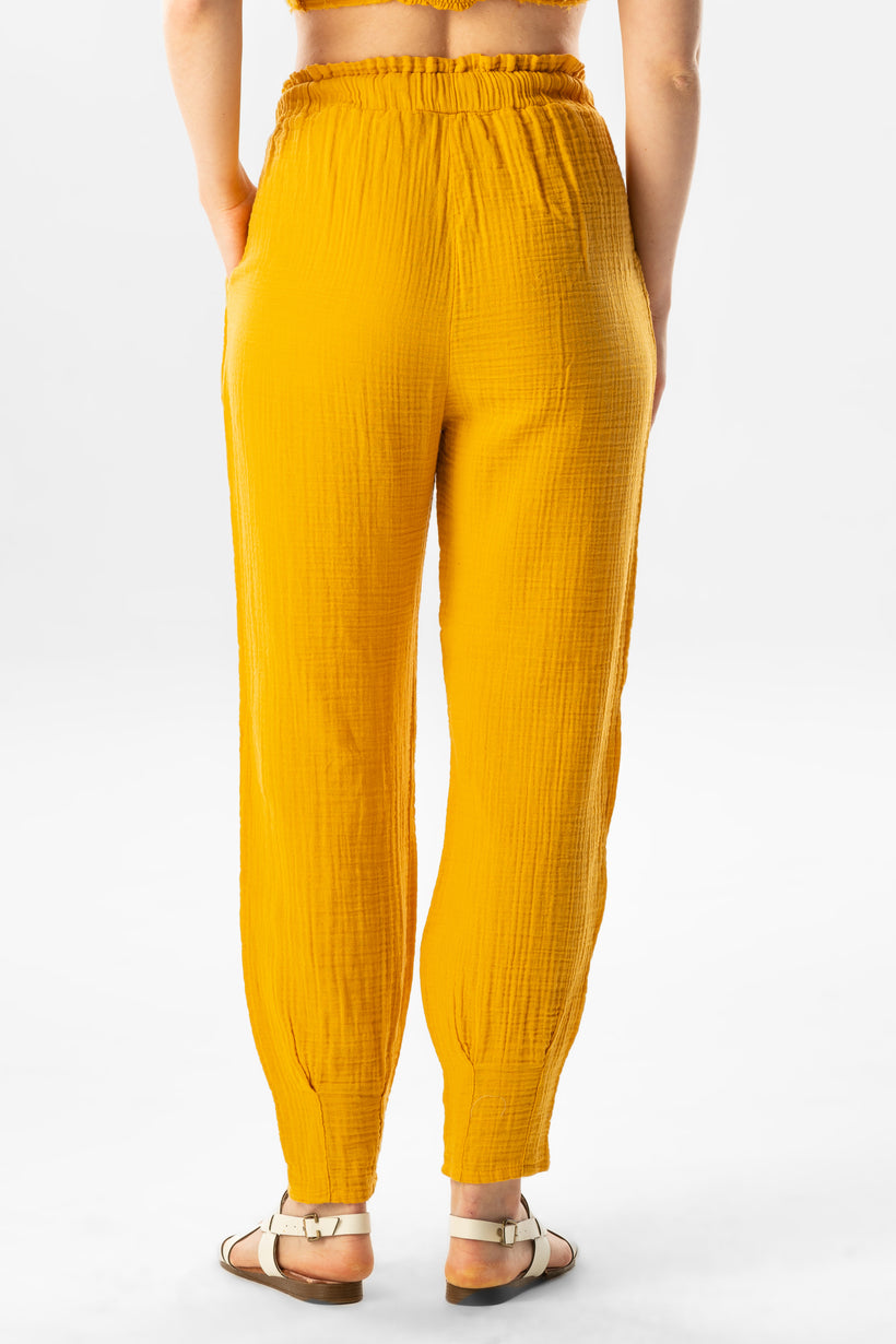 Muslin Carrot Pants (151.540.08); 100% cotton