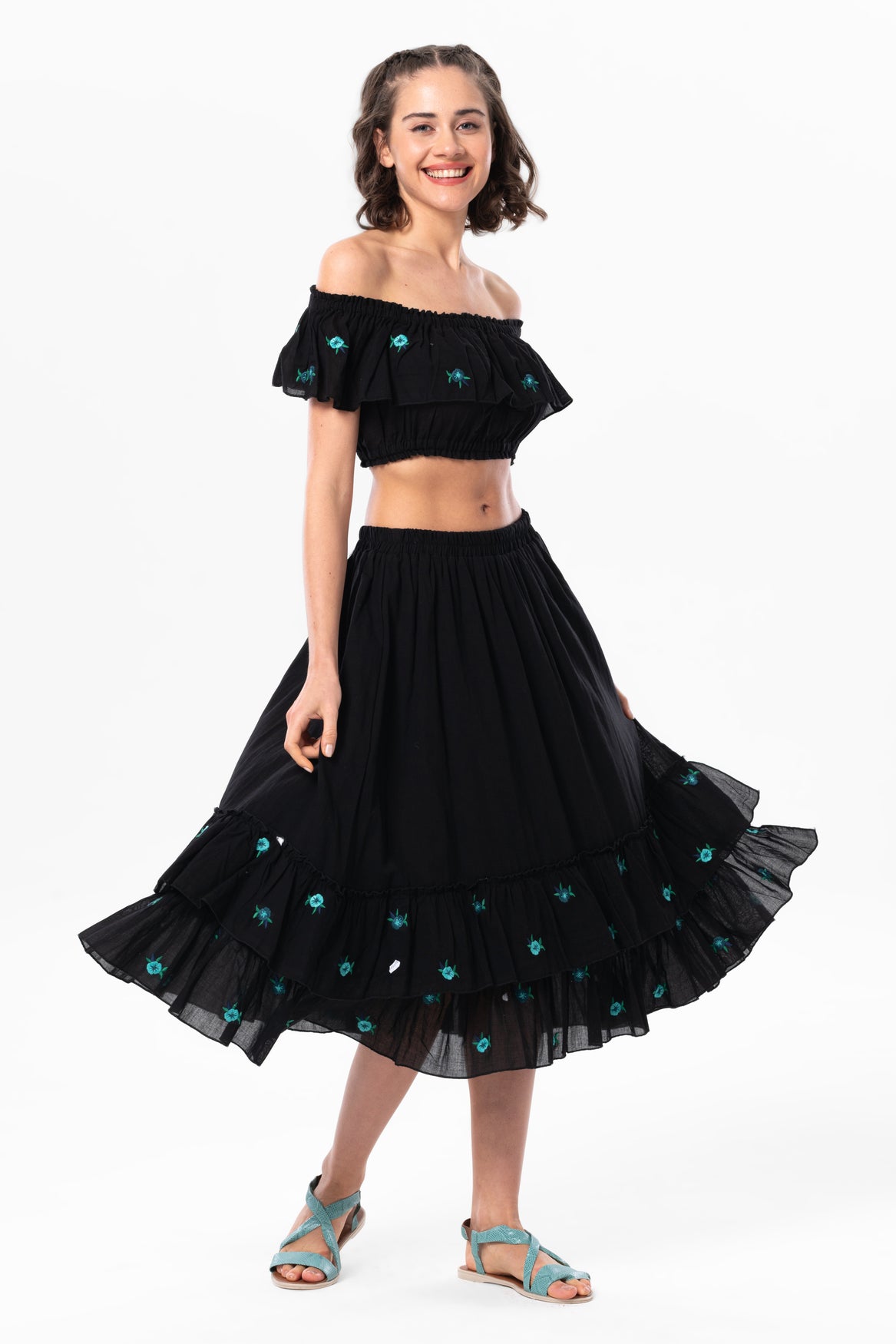 LVN Embroidered Blouse (151.713.01); 100% Cotton