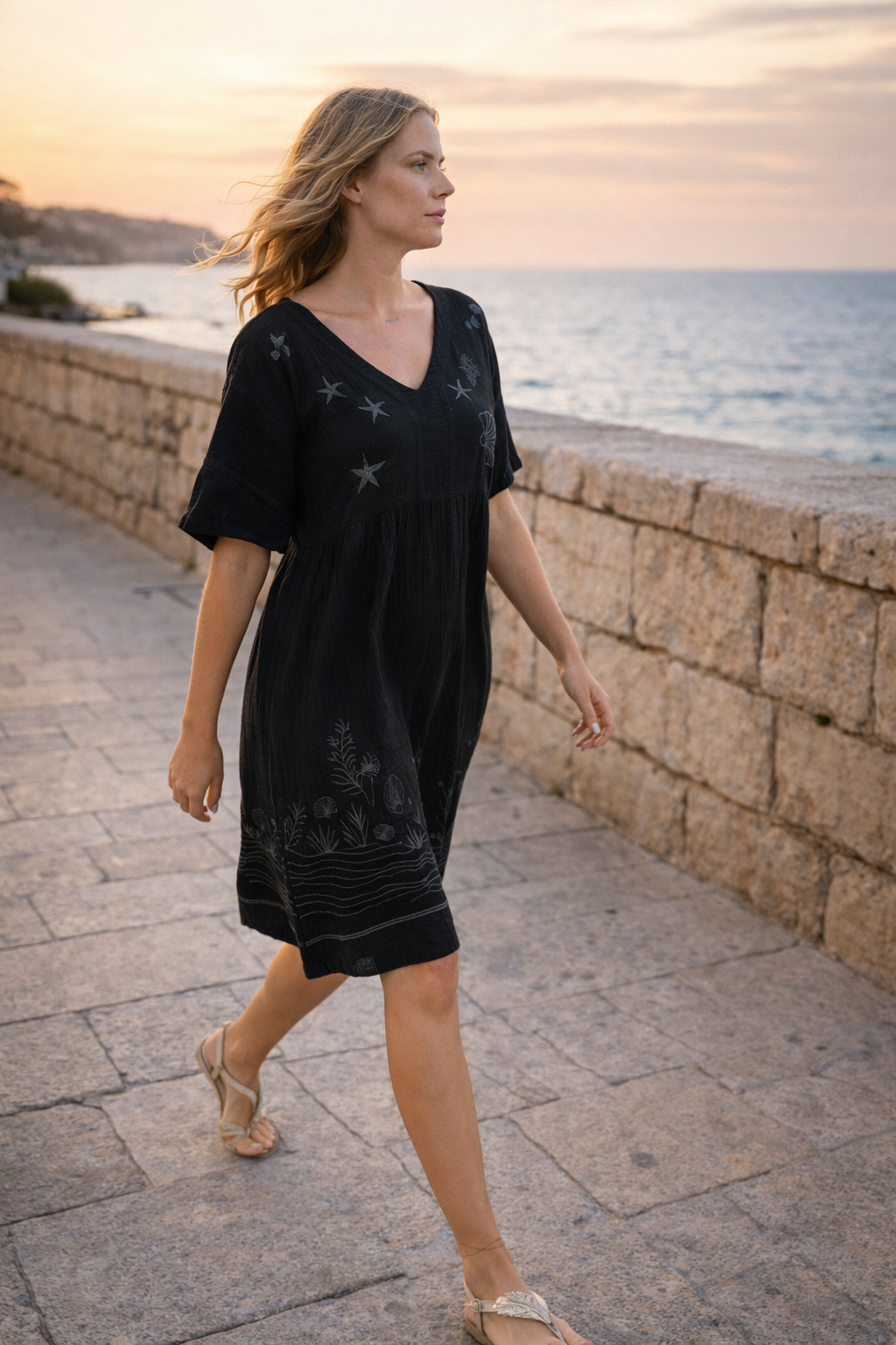 Baumwollkleid mit kurzen Ärmeln – ALZ