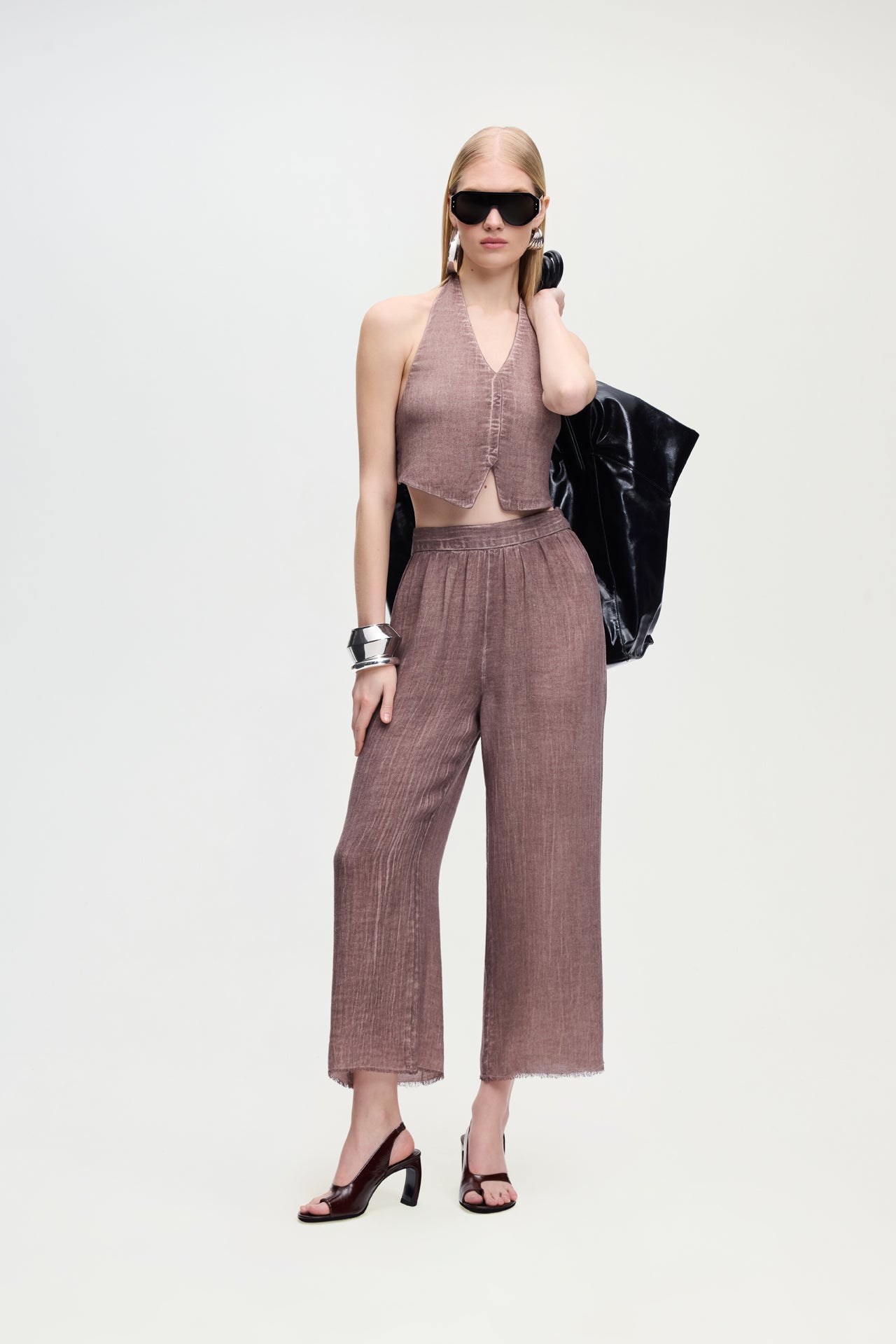 Linen Brown Pants (3529); 68% Lyocell 32% Linen