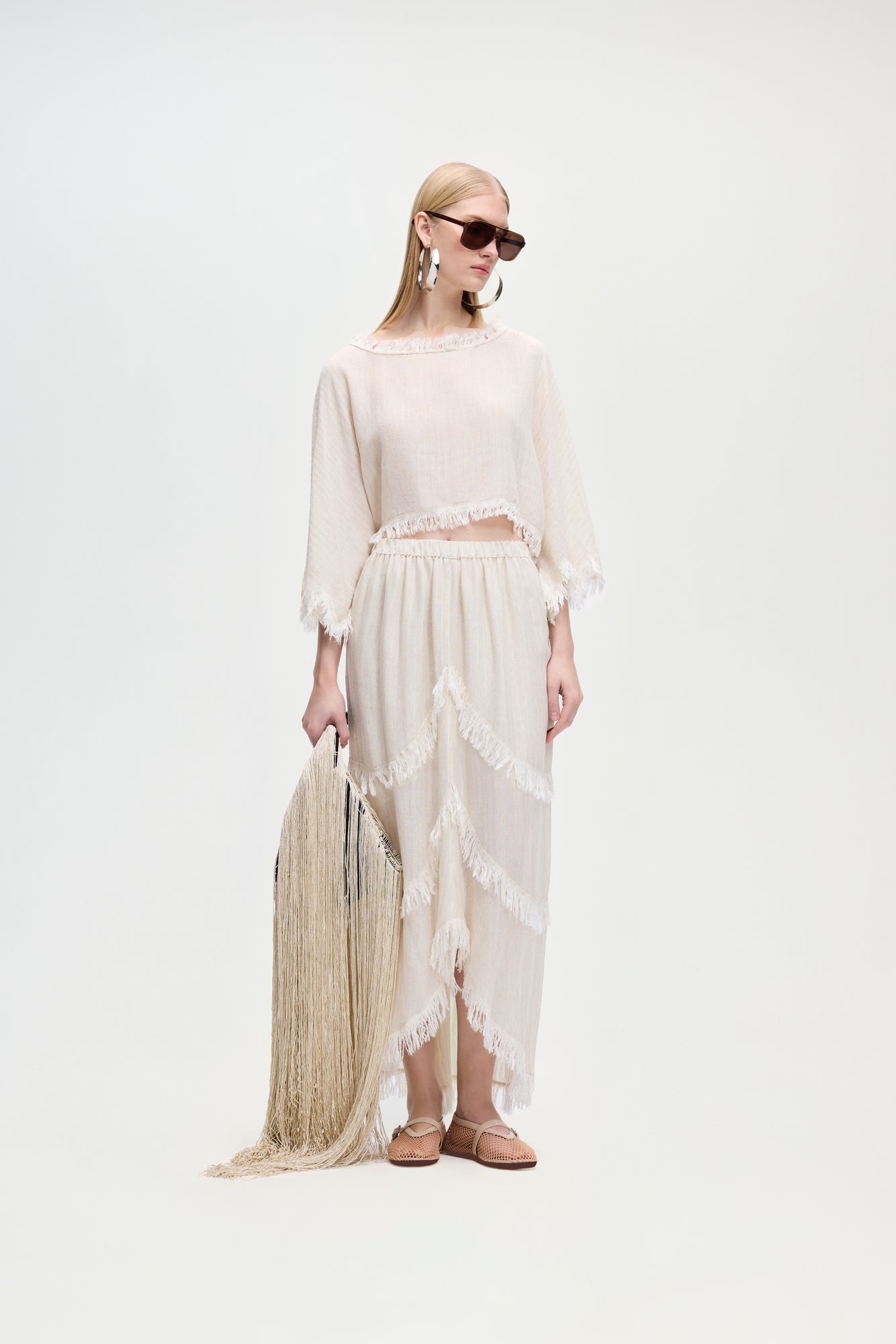 IKIKIZ women's natural TENCEL™ linen crop blouse
