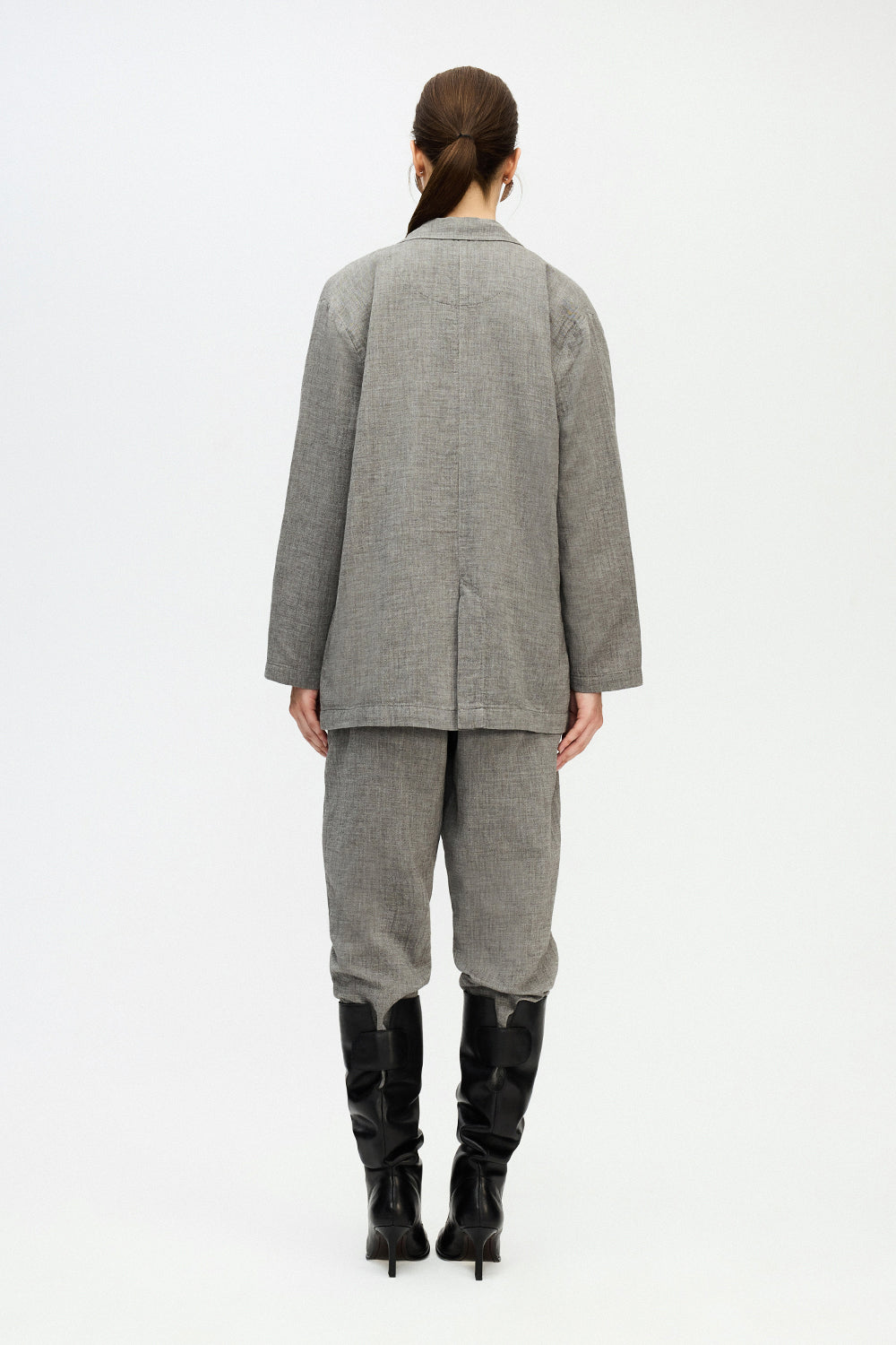 IKIKIZ women's grey 100% cotton jacket, back view