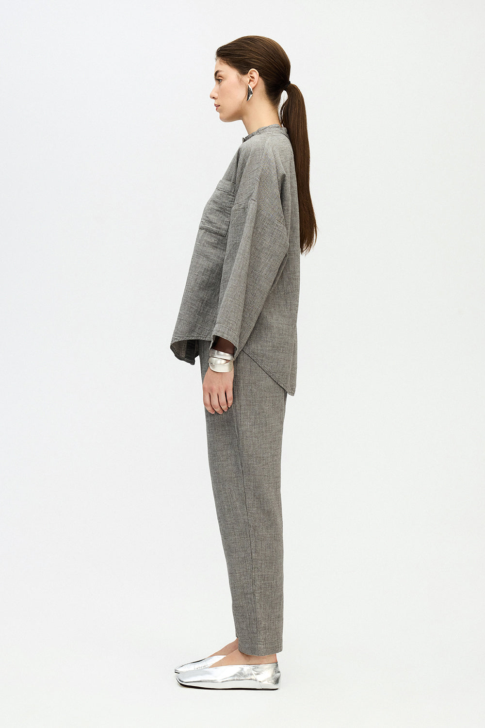 IKIKIZ women's grey 100% cotton slouchy trousers, side view